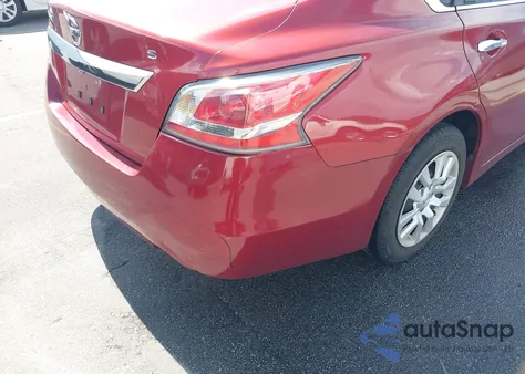 2015 Nissan Altima 2.5/2.5 S/2.5 Sl/2.5 Sv из США, поврежденный, VIN 1N4AL3AP0FC277320